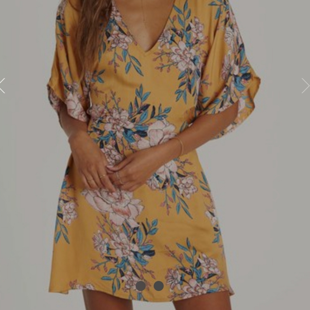 Billabong floral tropical golden light kimono sleeve open back dress